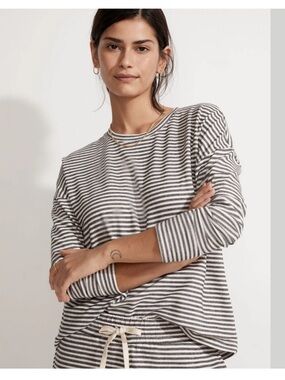 Madewell Gray and White Striped Long-Sleeve Tee
